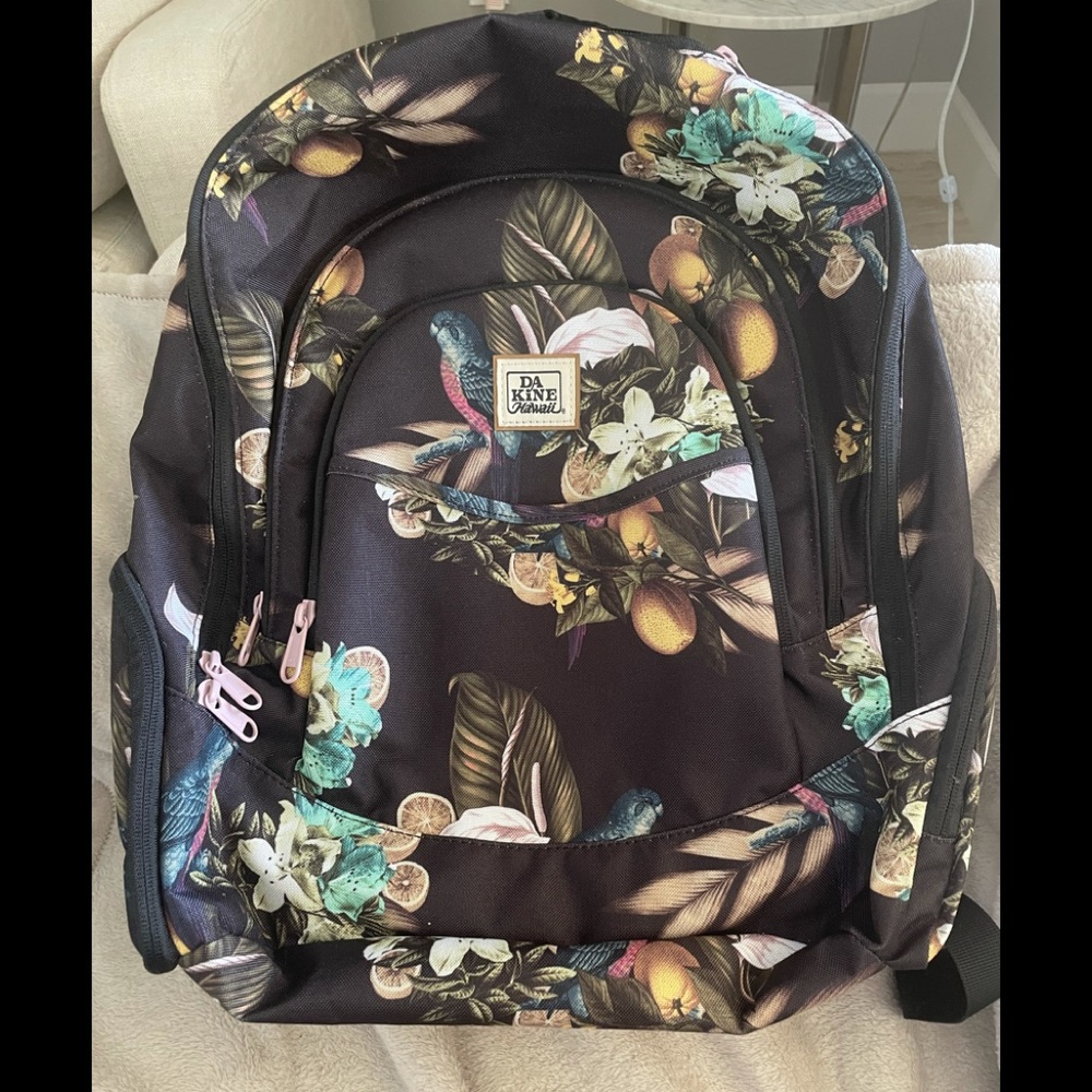 DaKine women’s backpack.